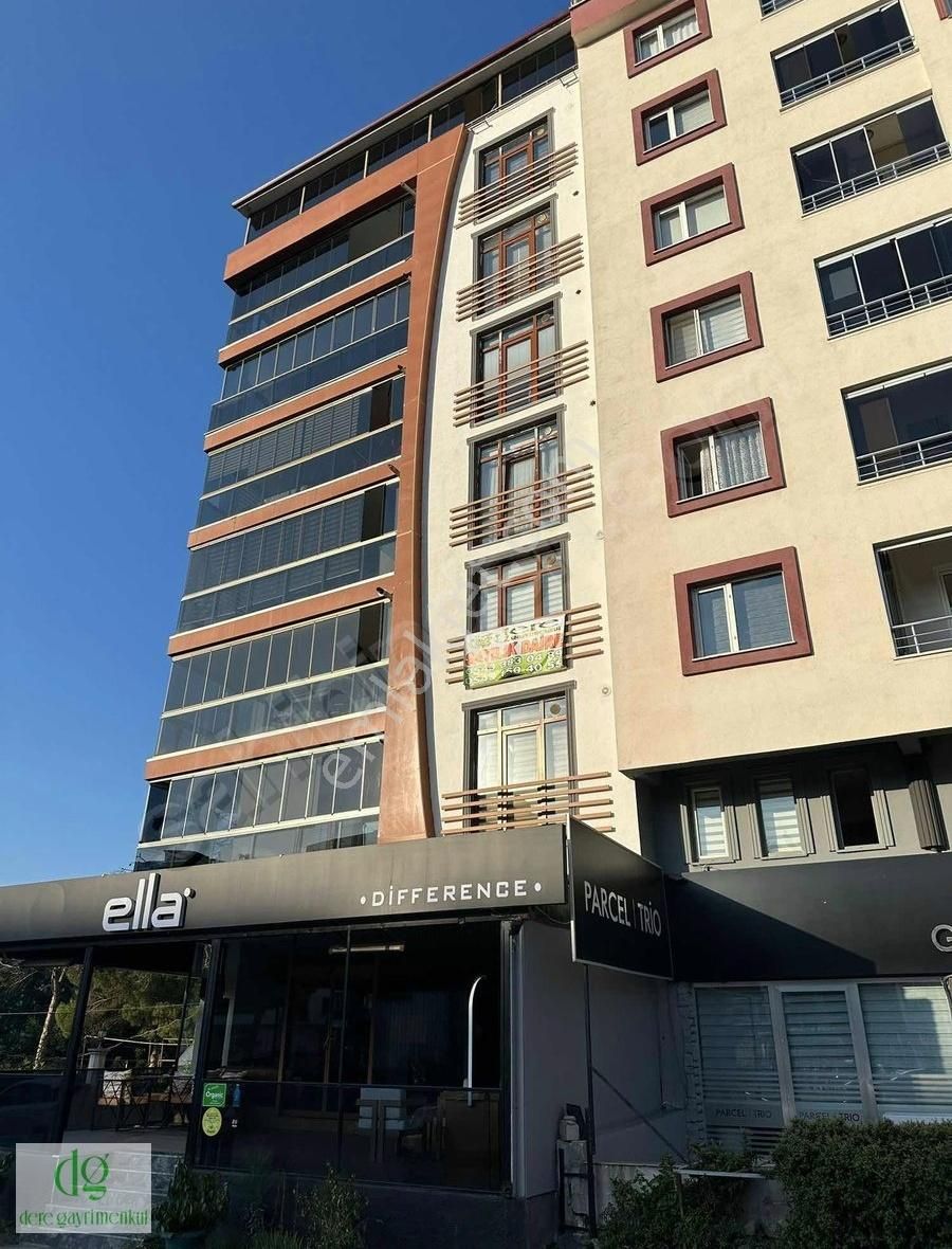 Atakum Güzelyalı Satılık Daire ATAKUM SAHİLDE ACİL SATILIK 3+1 160 M2 DAİRE