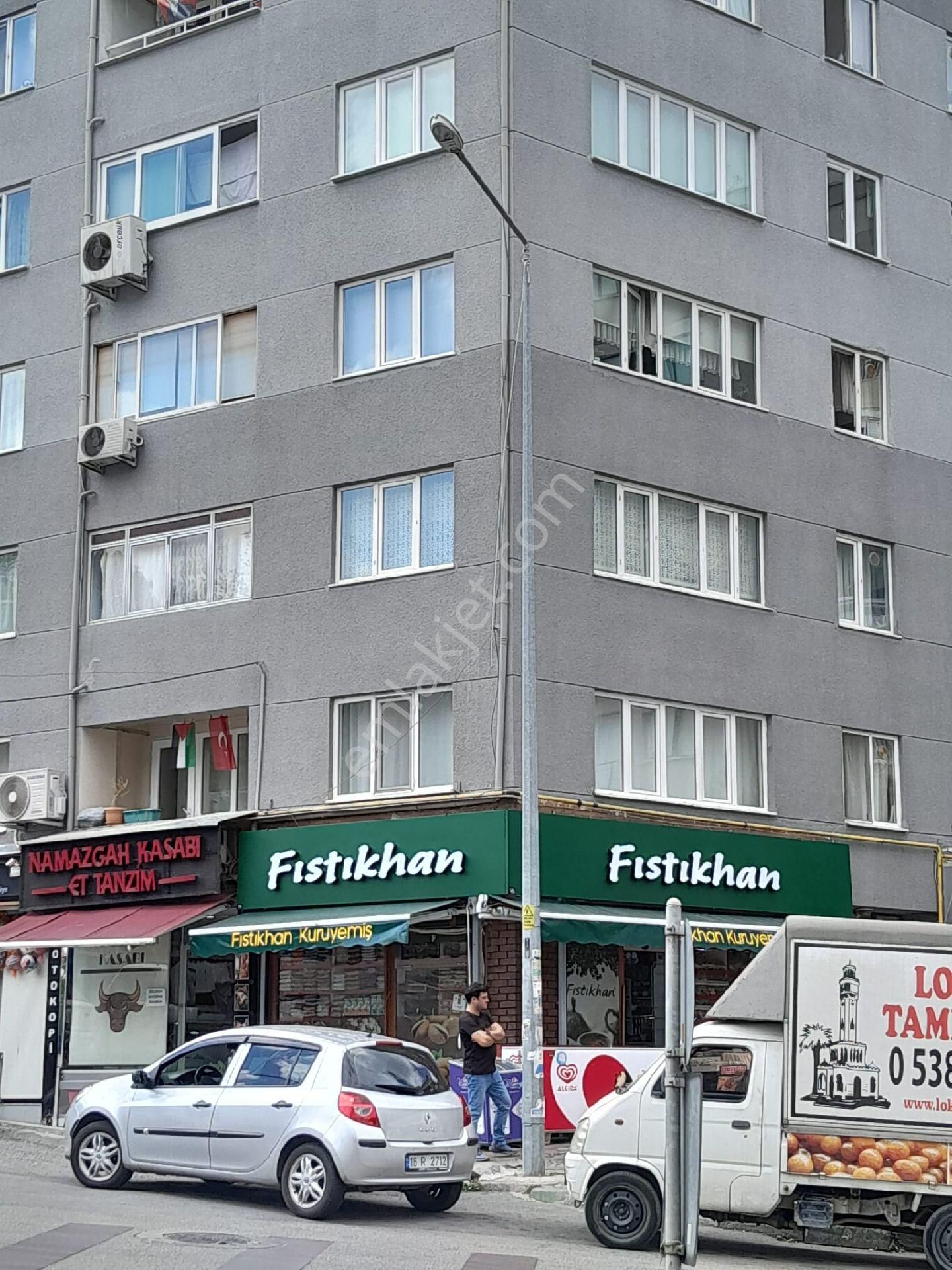 Namazgah Meydanında Satılık Harika Köşe 3+1 Daire - Görsel 4