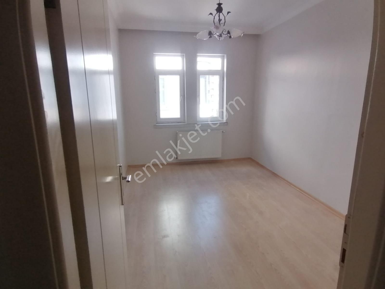 Yeşilyurt Zaviye Kiralık Daire  AKB DEN FULL YAPILI PAŞAKÖŞKÜNDE