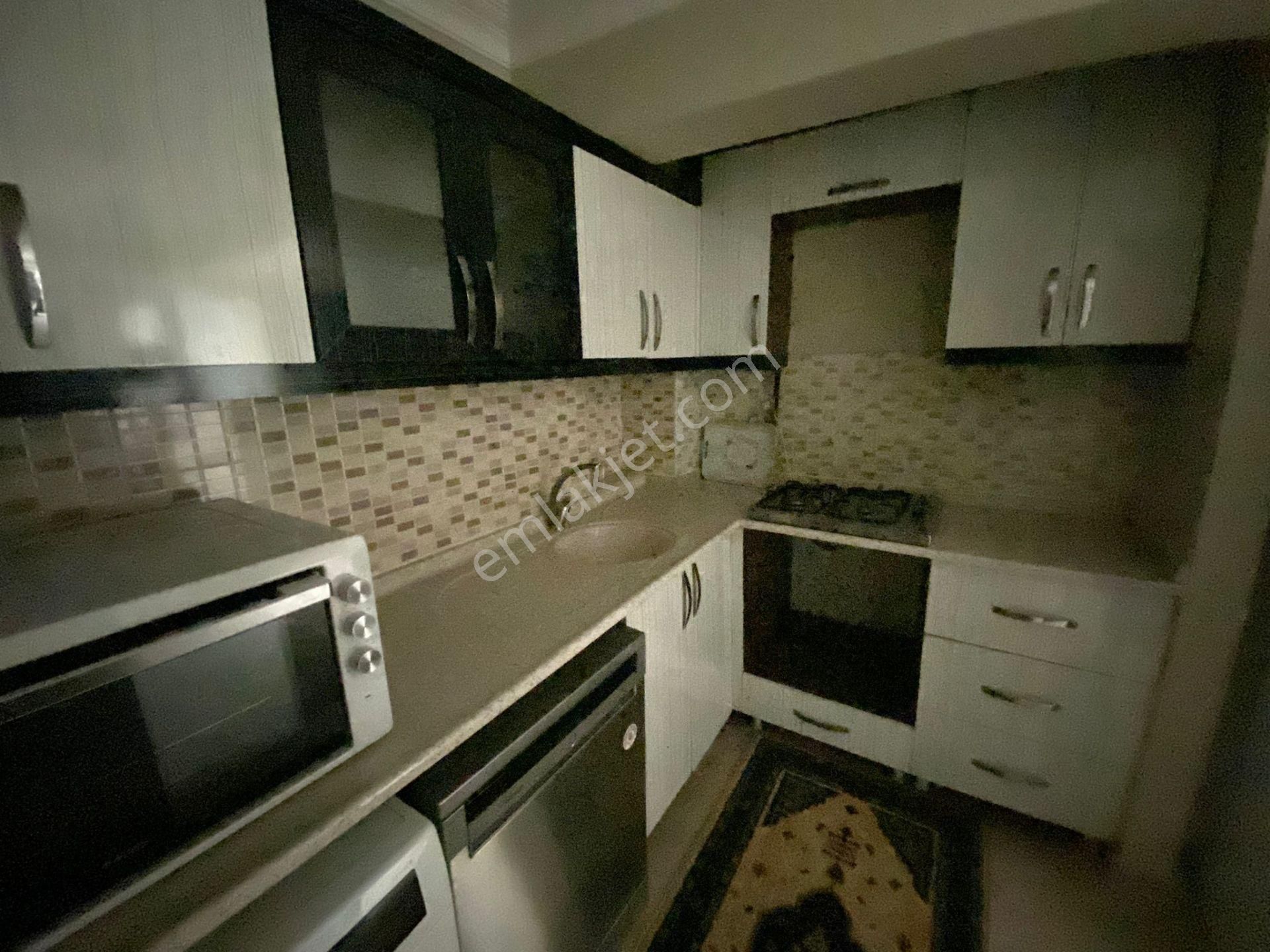 Yıldırım Hacıseyfettin Satılık Daire  BURSA YILDIRIM'DA 100 m2 ACİL SATIK BAKIMLI DAİRE 1.850.000 TL