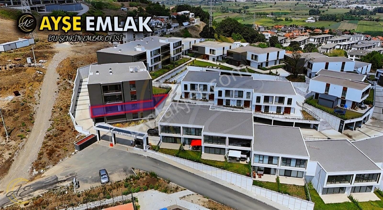 Serdivan İstiklal Satılık Daire REMLEY MAHALLEDE MÜSTAKİL BAHÇE KULLANIMLI 4+1 LÜKS DAİRE