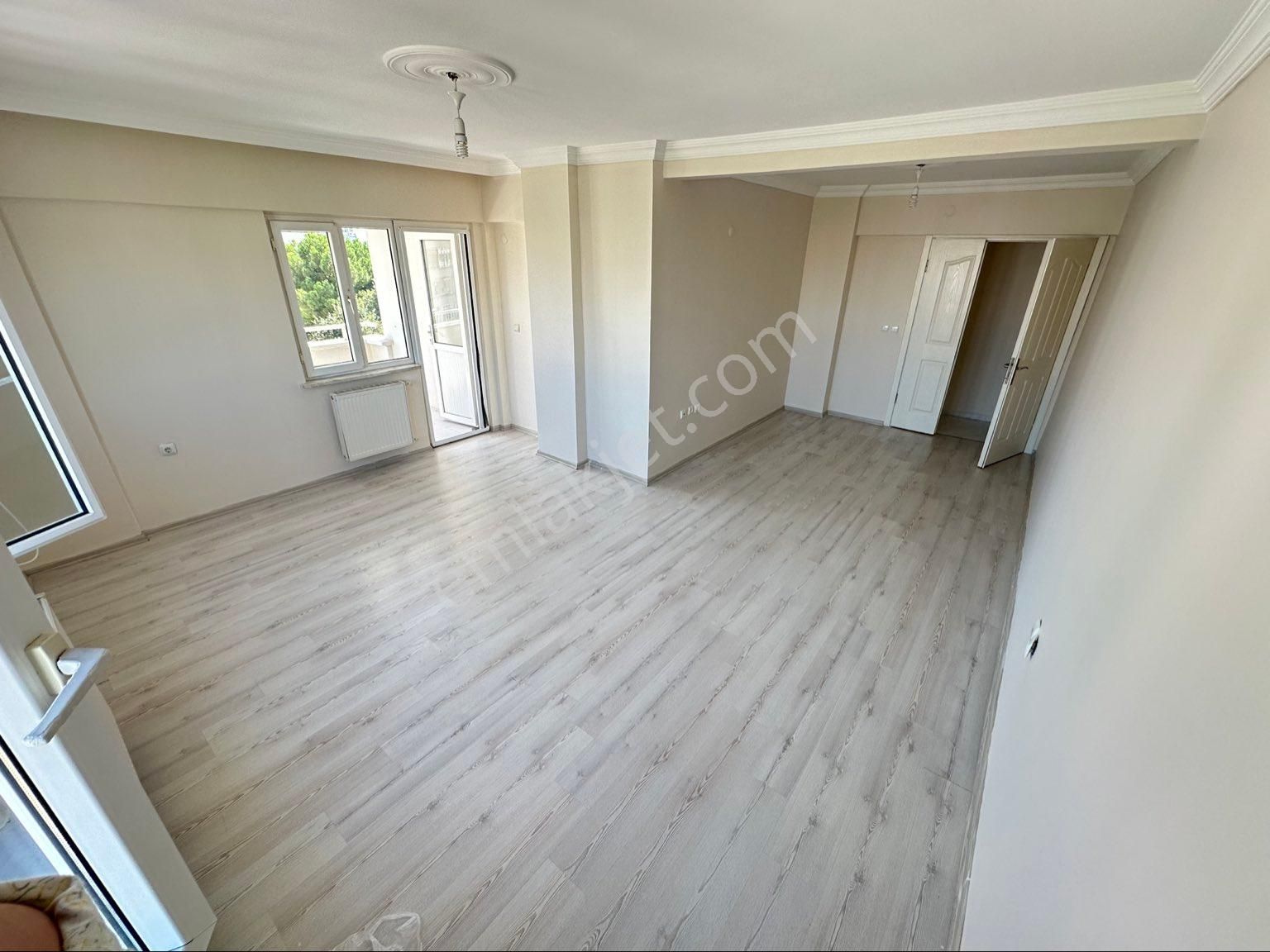 Tırpan Gayrimenkulden Halitpaşa Mah.3+1 140m2 Havuzlu Satılık Daire - Görsel 13