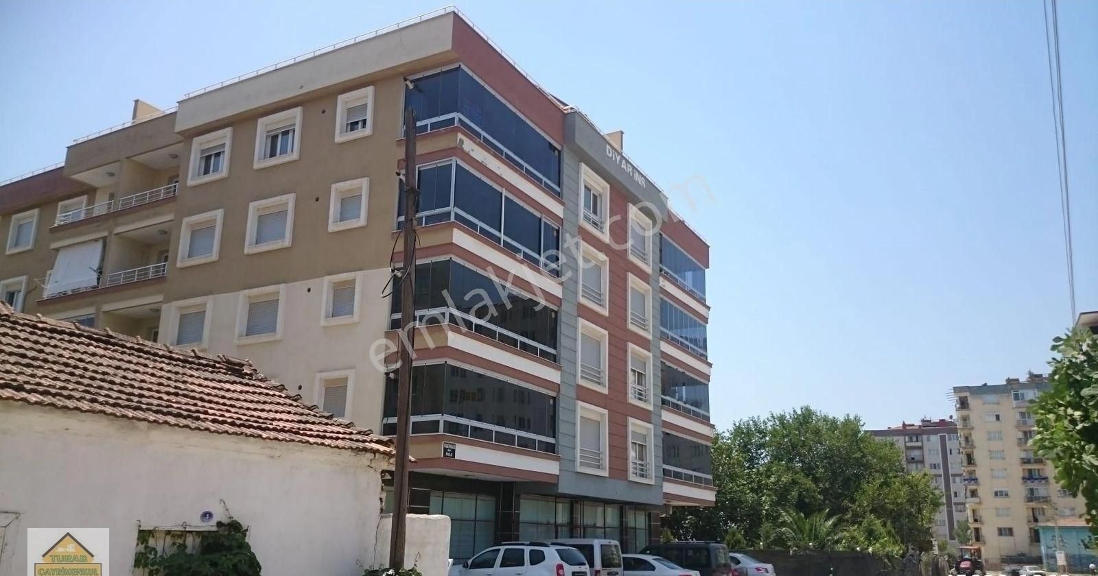 Torbalı Tepeköy Satılık Villa Torbalı tepeköy  tren istasyonu yanı 368 m2 Çatı dubleks 4+1 m2 ''TURAB'' dan