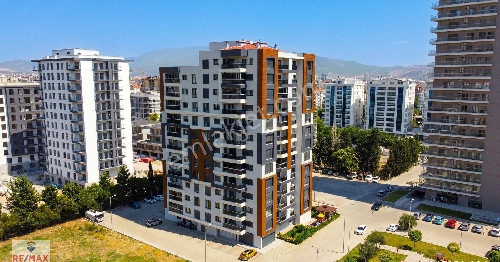 Bayraklı Osmangazi Satılık Daire Bayraklı Osmangazi Mahallesi Satılık 150 m2 3+1 Ultra Lüks Daire