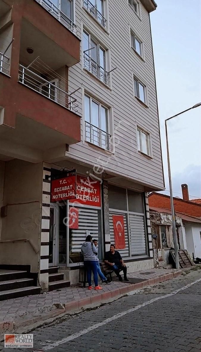 Eceabat İsmetpaşa Satılık Daire Eceabat Merkezi Konumda Satılık Daire