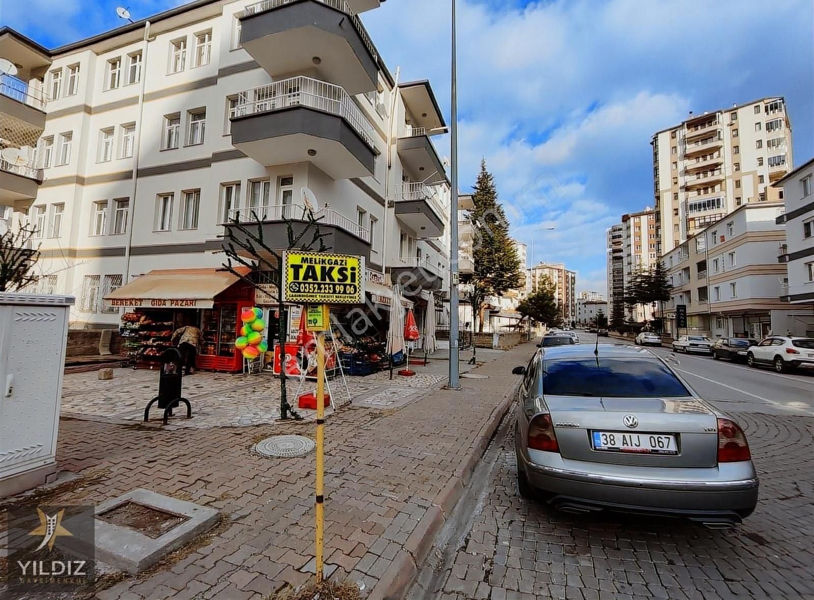 Melikgazi Köşk Satılık Dükkan & Mağaza KÖŞK MAHALLESİNİN KALBİNDE DAİRE TAKASLI SATILIK İŞYERİ