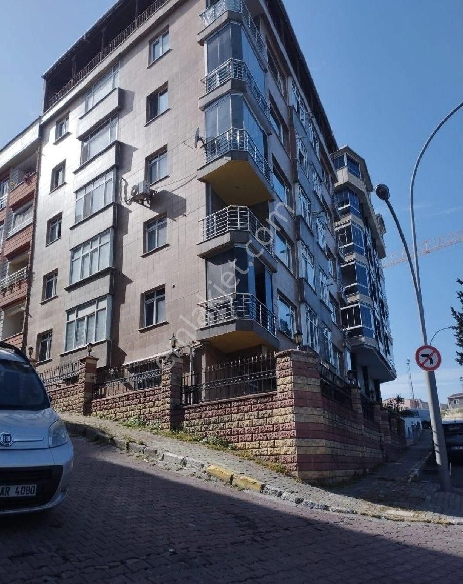 Avcılar Gümüşpala Kiralık Daire Avcılar Gümüşpala da yeni bina bahcekati