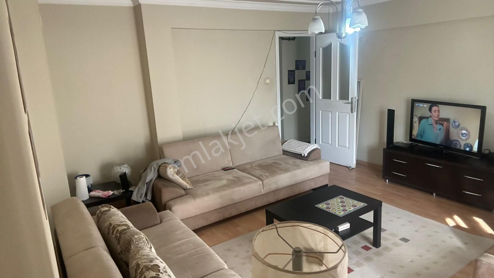 Karşıyaka Goncalar Kiralık Daire Re/max Target Ons'dan Karşıyaka Goncalar Mah.'de Kiralık Eşyalı 3+1 Paylaşımlı Daire