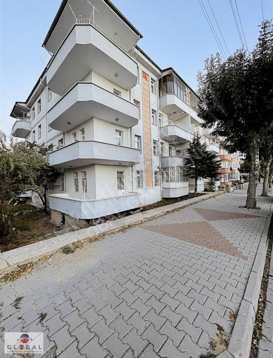 Niğde Merkez İnönü Satılık Daire GLOBALDEN YEŞİLBURÇ YOLU ROYAL PARK YAKINI SATILIK 3+1