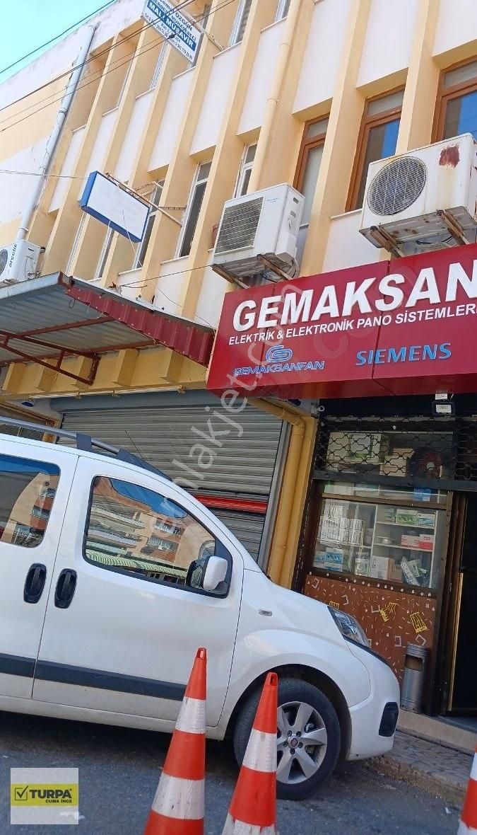 Karabağlar Karabağlar Kiralık Dükkan & Mağaza Karabağlarda 90m2 Dükkan