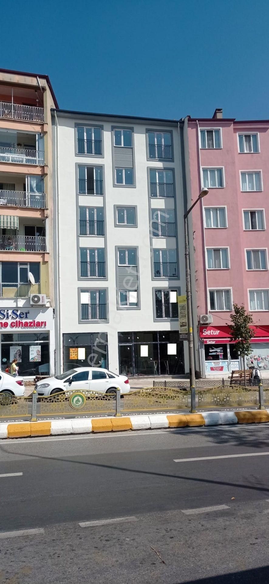 Edirne Merkez Yancıkçı Şahin Satılık Dükkan & Mağaza Edirne Merkez Yancıkçı Şahin Mahallesinde Satılık Dükkan (işyeri)