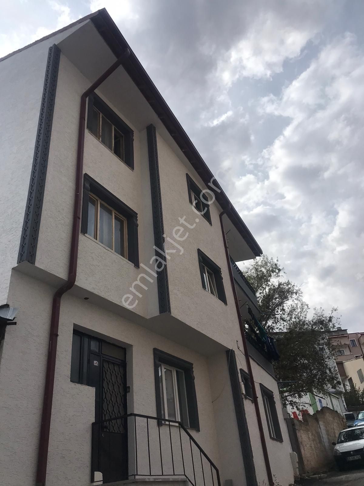 Bayburt Merkez Uzungazi Kiralık Daire  ŞEHİR MERKEZİNDE 2+1KİRALIK FIRSAT DAİREEEE