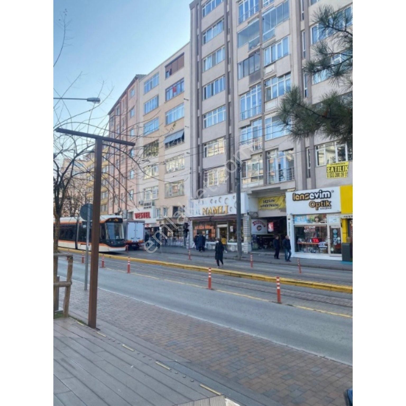 Odunpazarı Arifiye Kiralık Dükkan & Mağaza  CONKER İNŞAAT EMLAK'TAN İKİ EYLÜL CADDESİ ÜZERİ PASAJ İÇERİSİNDE 60 m2 KİRALIK DÜKKAN