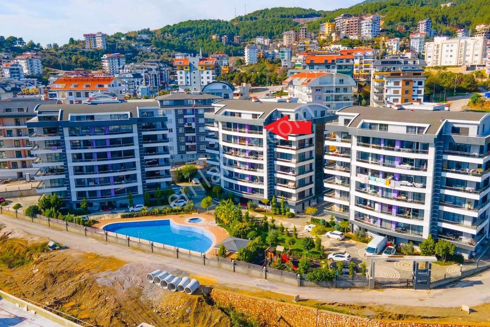 Alanya Çıplaklı Satılık Daire  Kaleşehir 3 sitesinde Vatandaşlığa uygun satılık 5+2 dubleks daire