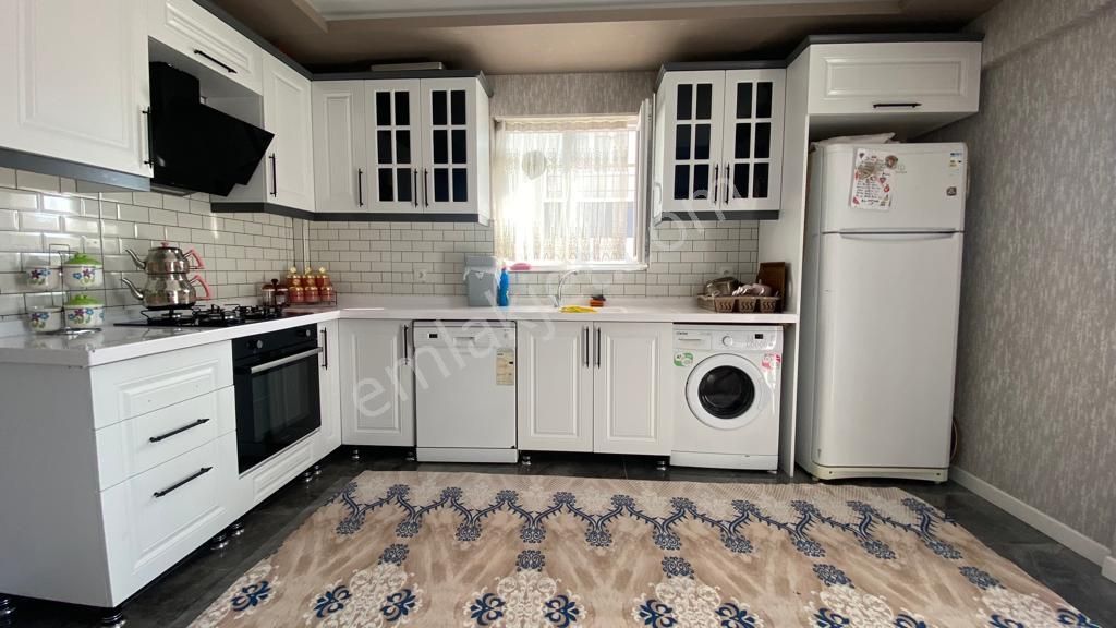 Sincan 29 Ekim Satılık Daire  HAZARDAN ACİL SATILIK KOMBİ CAM BALKON DAHİL 29 EKİ MAALLESİNDE  ÖN CEPHE 