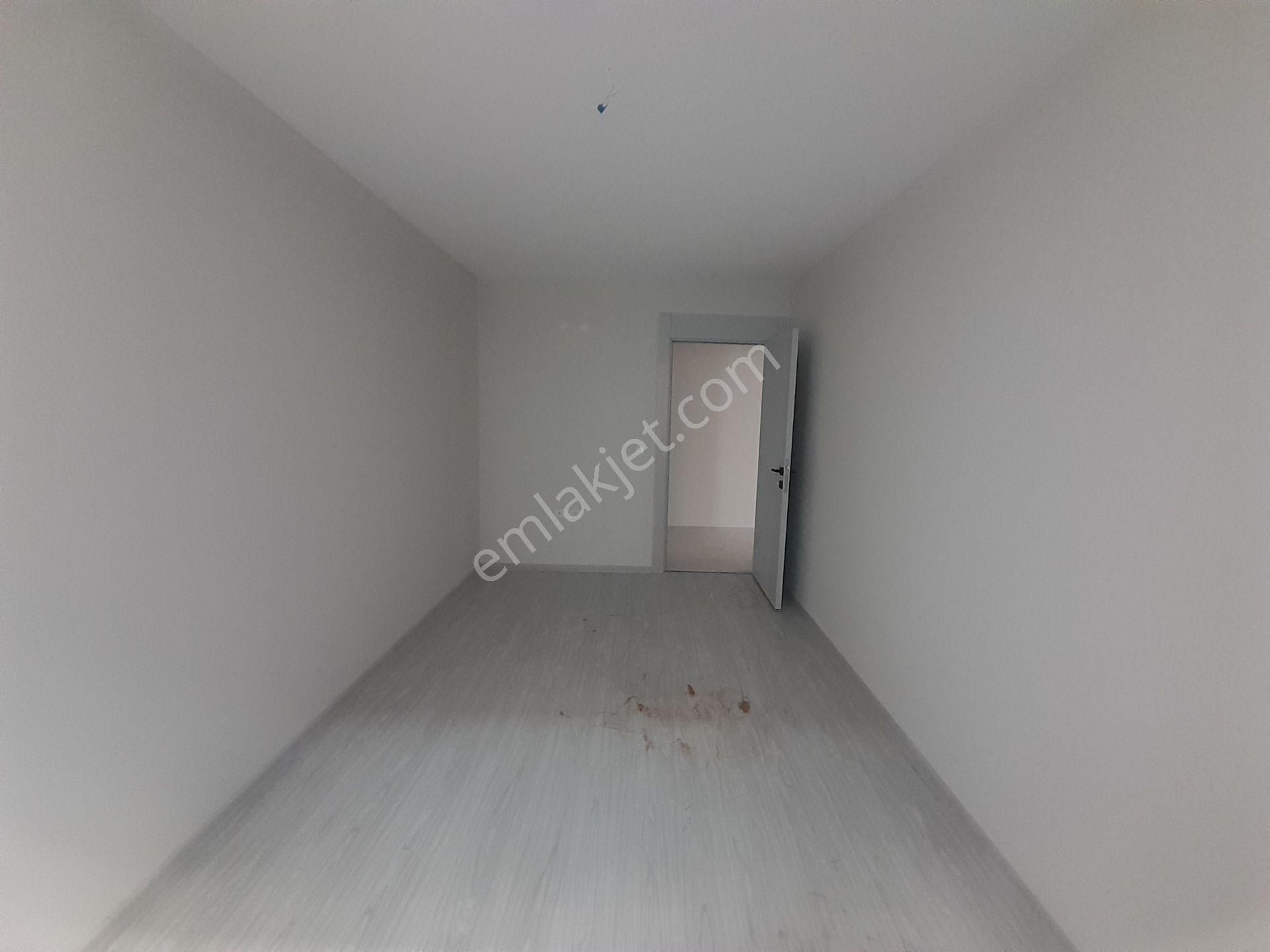 Sincan Selçuklu Kiralık Büro Sincan Ahimesut Selçuklu Mh Batıadliyesi Karşısı Kiralık Ticari Ofis