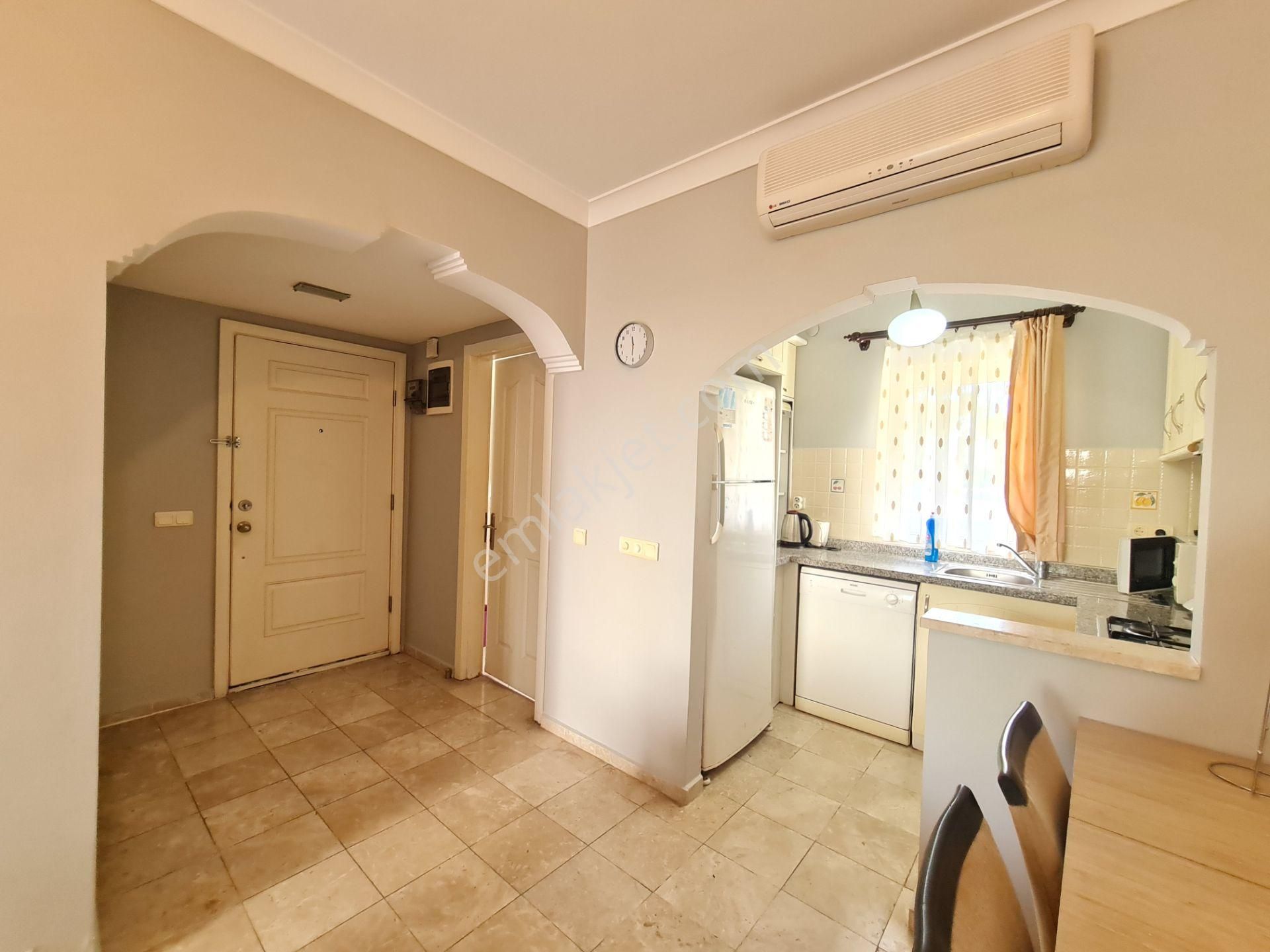 Goldhouse Dan Satılık Site İçerisinde Fırsat Havuzlu Villa - Görsel 12