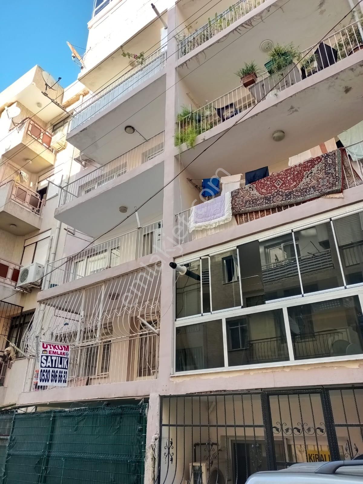 Konak Mithatpaşa Satılık Daire  SATILIK DAİRE   3+1