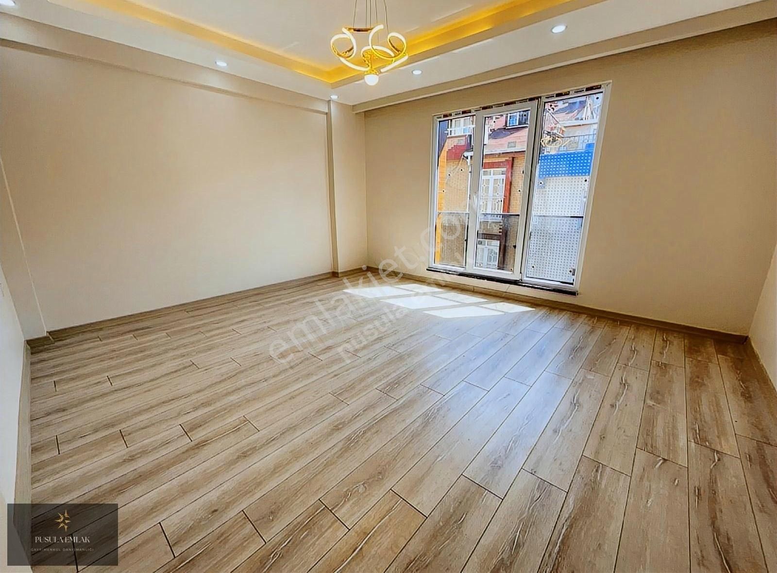 Bayrampaşa Kartaltepe Satılık Daire Kartaltepe Merkezi Konum 4+2 Ayrı Giriş Y.tavanlı 180 M² Dublex