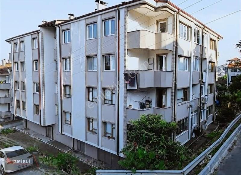 Serdivan Kemalpaşa Satılık Daire Serdivanm Merkez De 4 Katlının 4 Katında Satılık 3+1 Daire