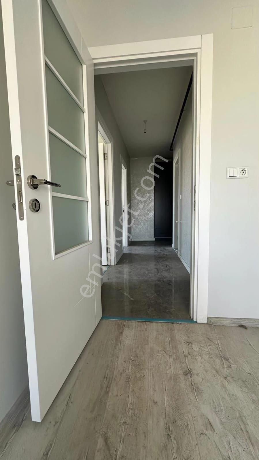 Tarsus Tekke Kiralık Daire ÖZKAN EMLAKTAN ÇARŞI MERKEZDE 2+1 KİRALIK FIRSAT DAİRE