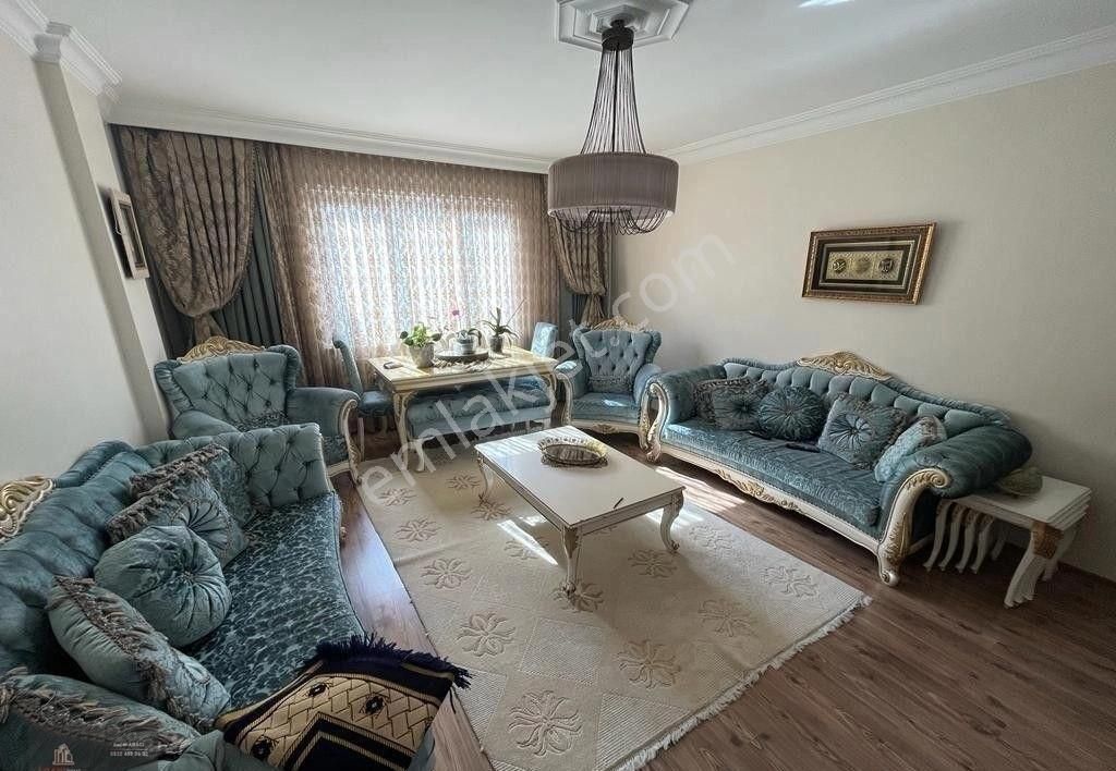 Güngören Gençosman Satılık Daire ARACI EMLAKTAN YEŞİL CAMİ YANI 130M2 3+1 FULL LÜXS SATILIK ARAKAT DAİRE