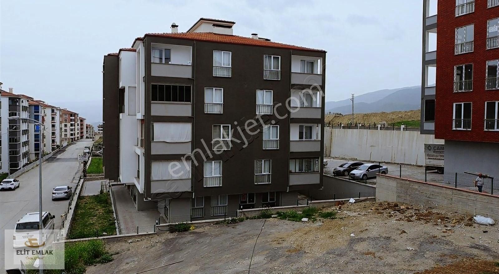 Karabük Merkez 5000 Evler Cumhuriyet Satılık Daire KARABÜK MERKEZ 5000 CUHMURİYET MAHALLESİNDE SATILIK 2+1 DAİRE