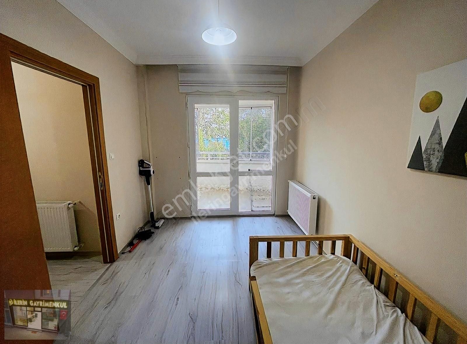 Hendek Yeni Kiralık Daire REMZİ EFENDİ CADDESİ ÜZERİNDE KİRALIK TERS DUBLEKS 3+1 DAİRE