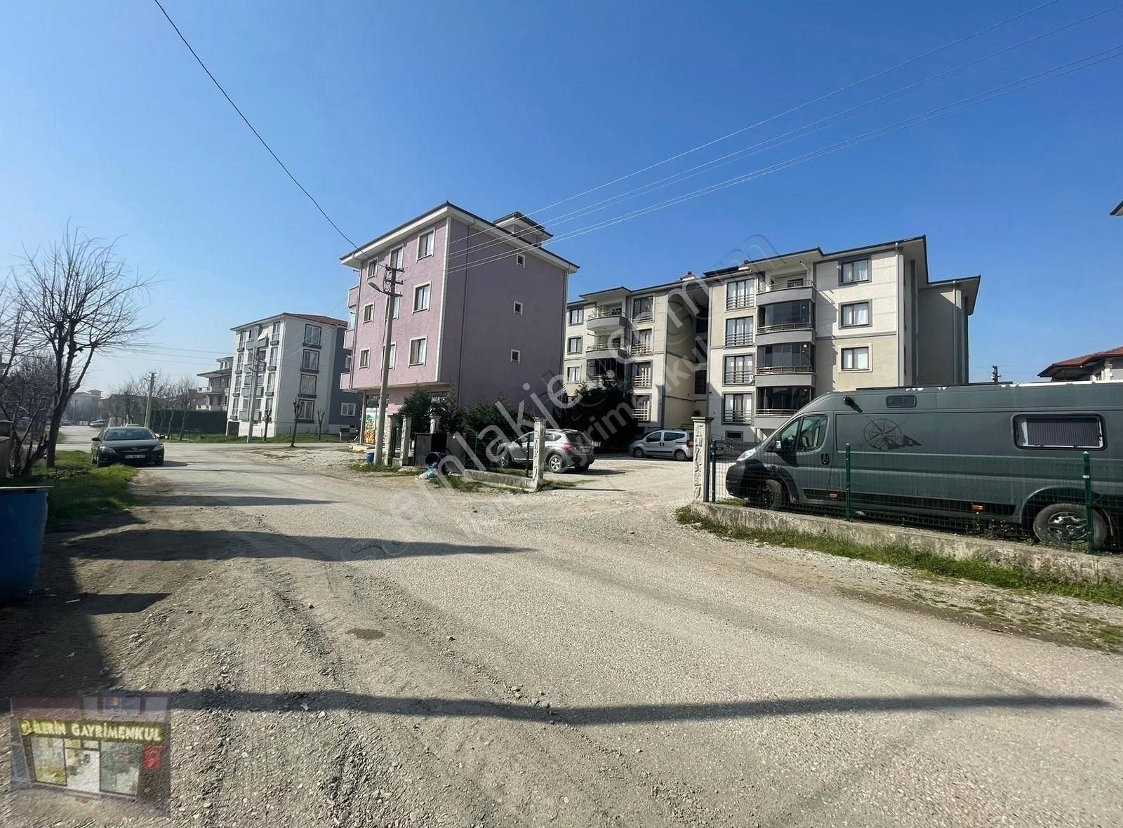 Hendek Yeni Satılık Daire İLERİN GAYRİMENKUL' den YENİ MAHALLEDE SATILIK 3+1 DAİRE