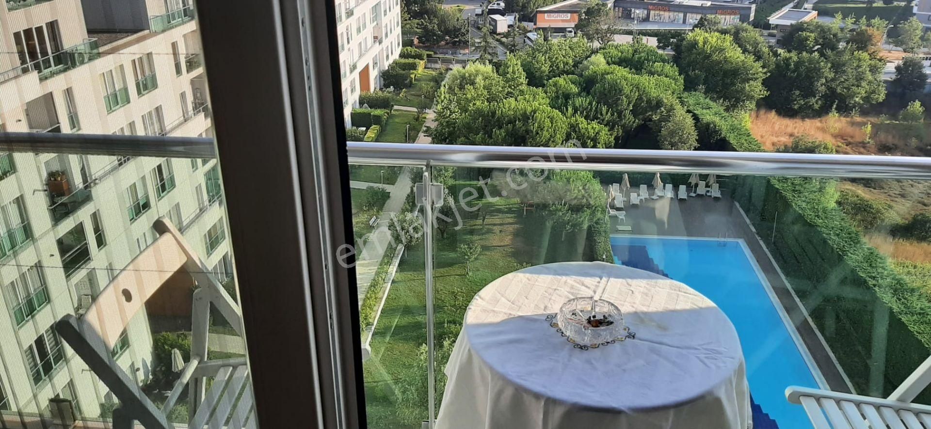 Pendik Yenişehir Satılık Daire  SAHİBİNDEN, Stillistanbul'da Bahçe ve Havuz manzaralı, Balkonlu 2+1 Daire