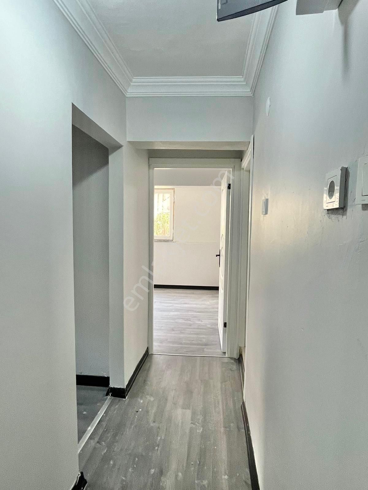 Akşenden Fatih Şehreminide 65 M2 1+1 Giriş Katı Boş Lüks Yapılı Satılık Daire - Görsel 19