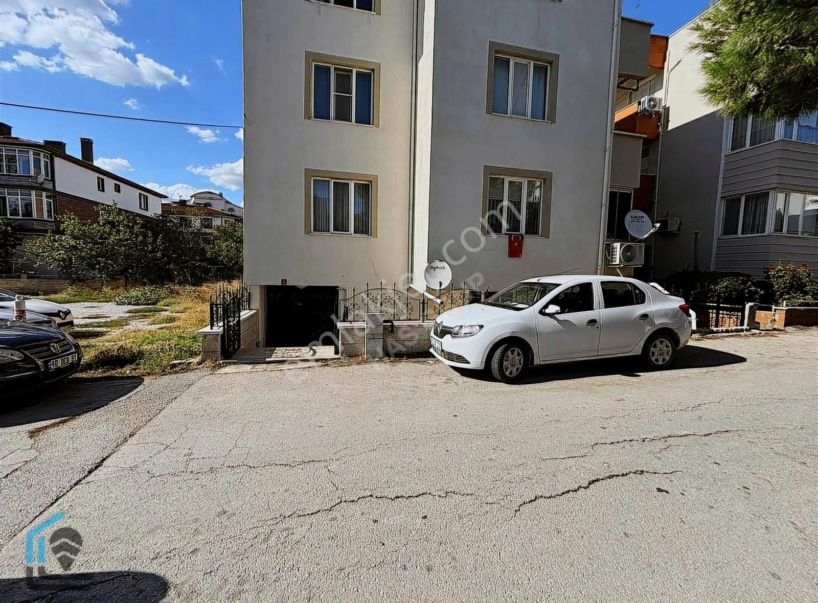 Altıeylül Bahçelievler Satılık Daire BAHÇELİEVLER MAH. 1+1 FİYATINA 2+1 MÜKEMMEL KONUM SATILIK DAİRE