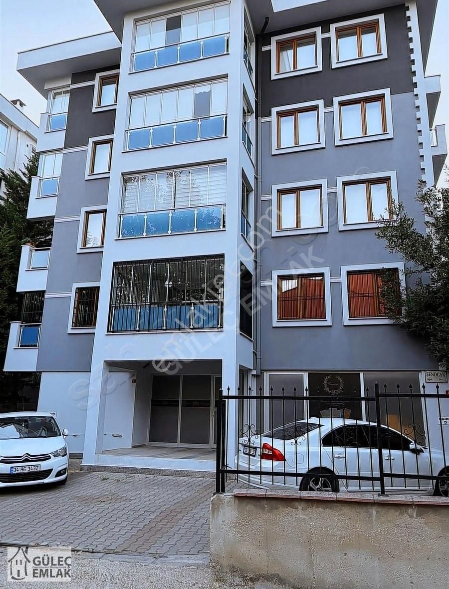 Nilüfer Esentepe Kiralık Daire Güleç Emlak'tan İhsaniyede Metro Yanı 4+1 Kiralık Daire