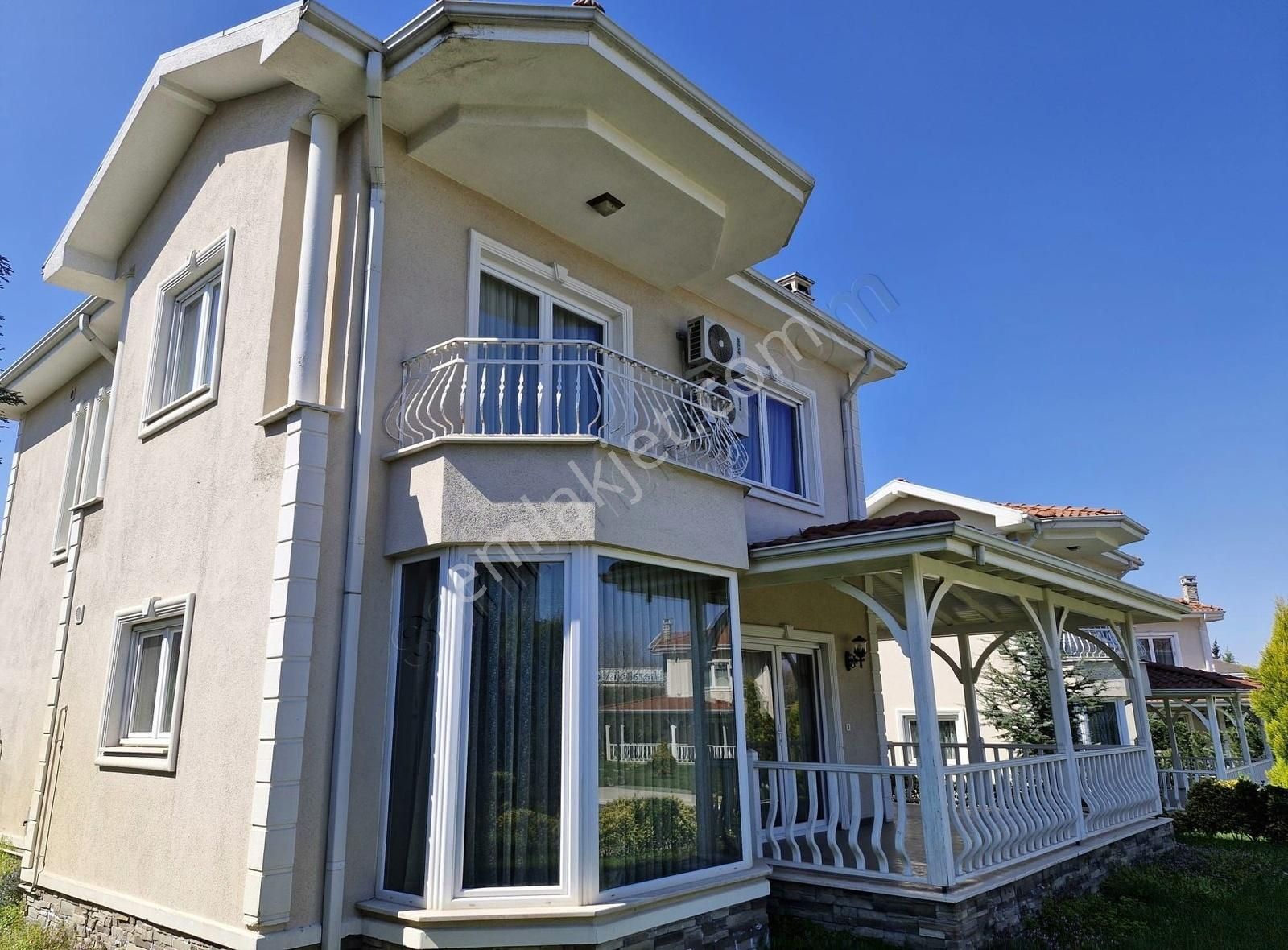 Sapanca Kırkpınar Hasanpaşa Satılık Villa Sapanca Kırkpınarda Satılık Villa