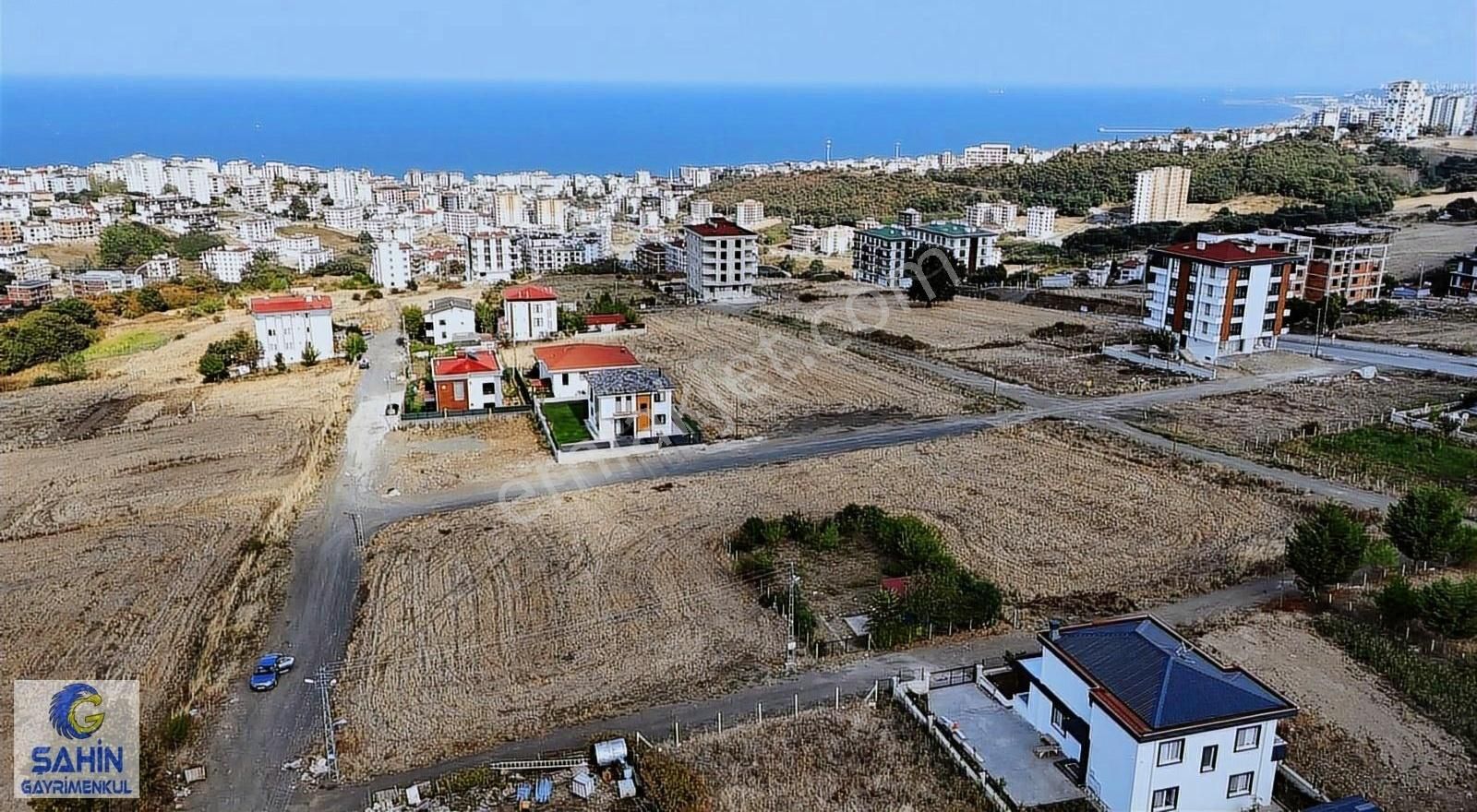 Atakum Büyükoyumca Satılık Konut İmarlı Atakum Büyükoyumca'da 428 M2 Satılık Arsa........