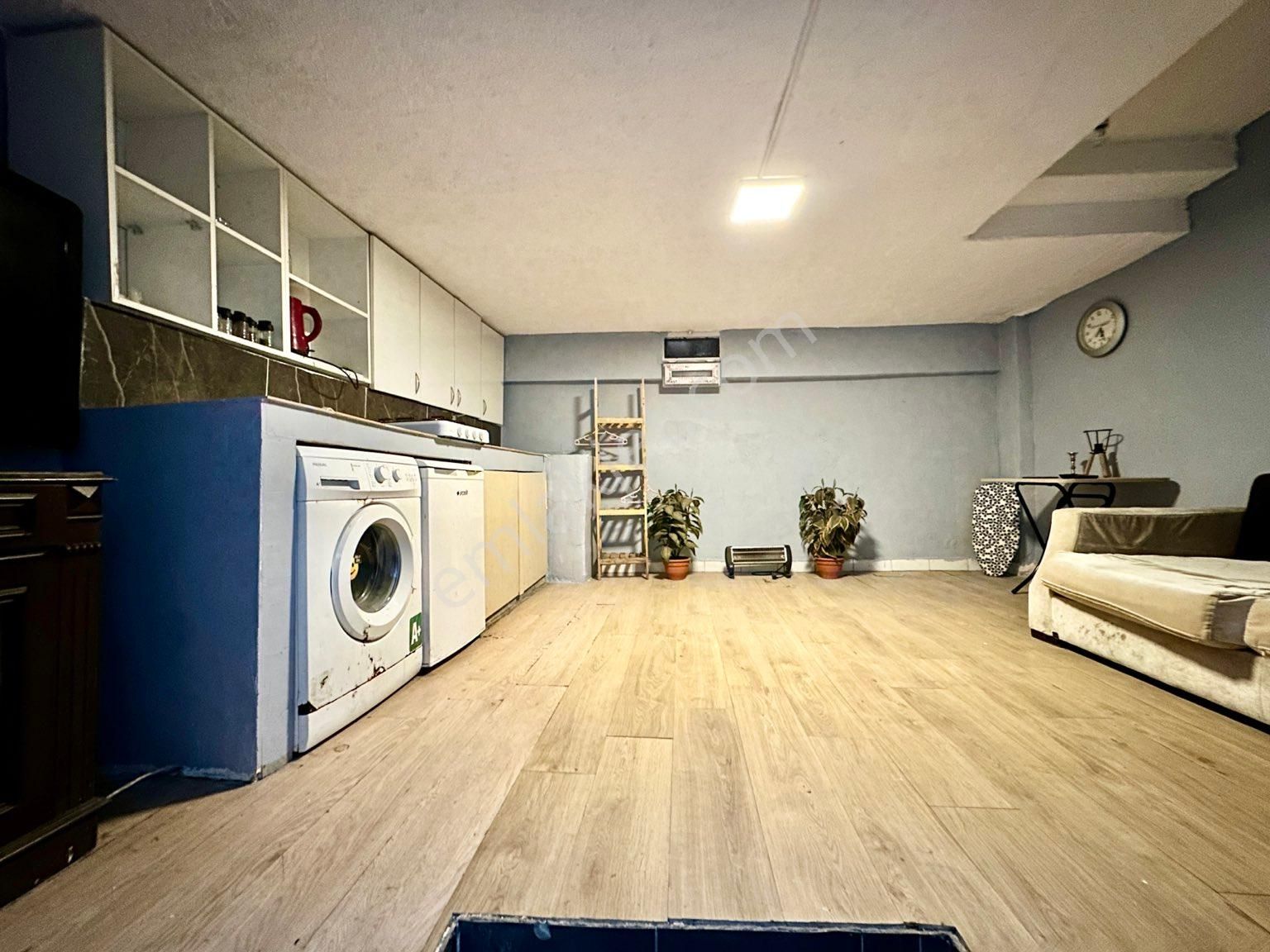 Kadıköy Osmanağa Hastaneye Yakın Kiralık Daire KADIKÖY MERKEZ'DE ÇILGIN FIRSAT BODRUM KAT ORTA LÜKSLÜKTE STÜDYO DAİRE