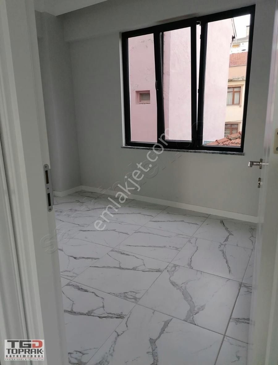 Adapazarı Yenidoğan Satılık Daire ÇARK CADDESİNE YÜRÜME MESAFESİNDE SATILIK 2+1 DAİRE