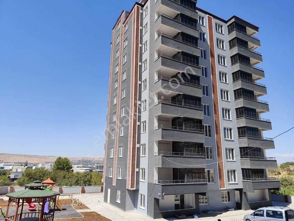 Şehitkamil Alpaslan Satılık Daire  REPA GAYRİMENKUL METİN ÖZER'DEN ALPASLAN MAH.DE SATLIK 2,5+1 SIFIR DAİRE