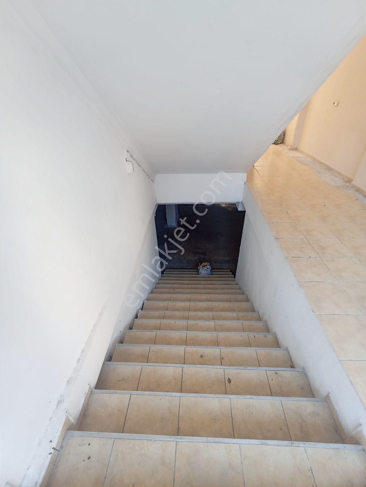 Rw Budur’dan İstiklal Caddesi Üzeri 685 M2 Depolu Satılık Dükkan - Görsel 7