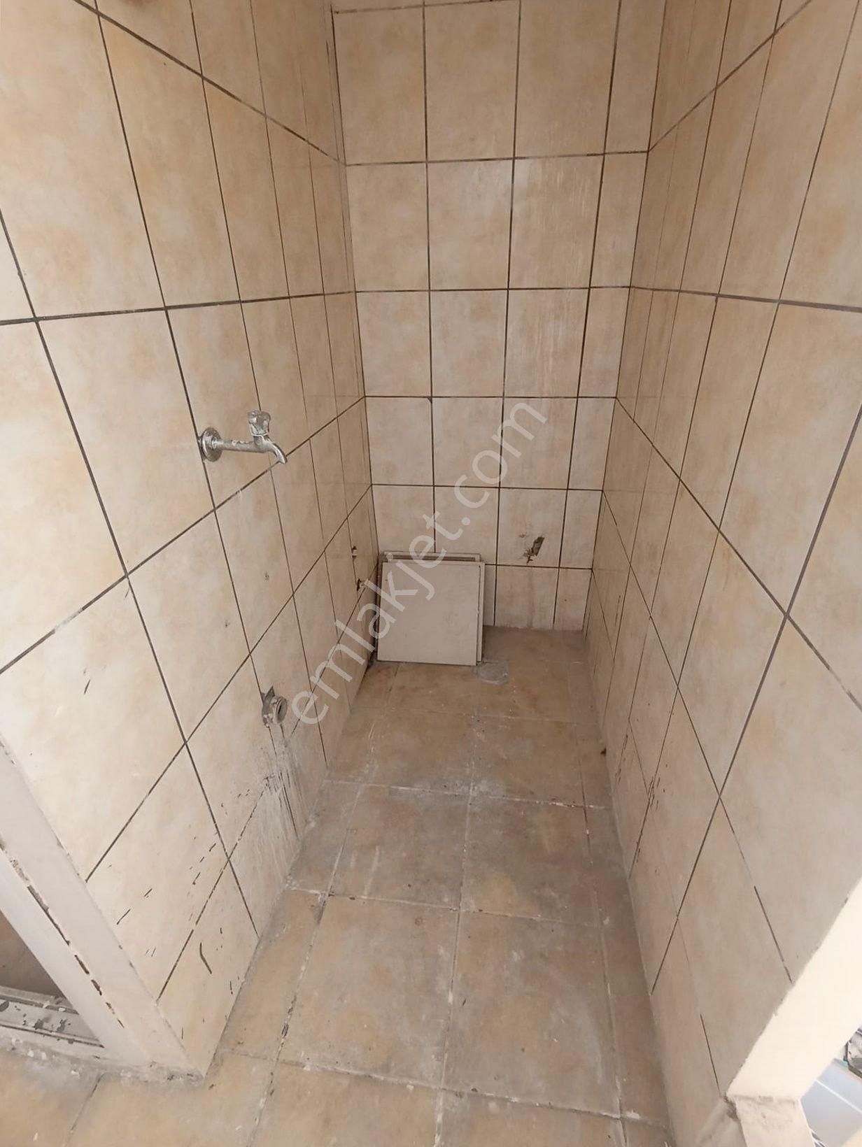 Rw Budur’dan İstiklal Caddesi Üzeri 685 M2 Depolu Satılık Dükkan - Görsel 12