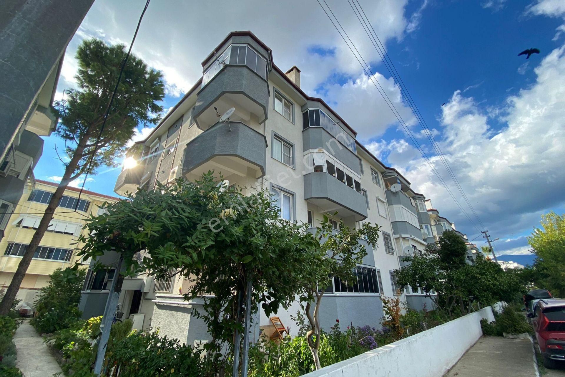 Edremit Altınkum Satılık Daire  IRMAKSUDAN ALTINKUM DA AYRI MUTFAKLI GENİŞ BALKON 2+1 DAİRE