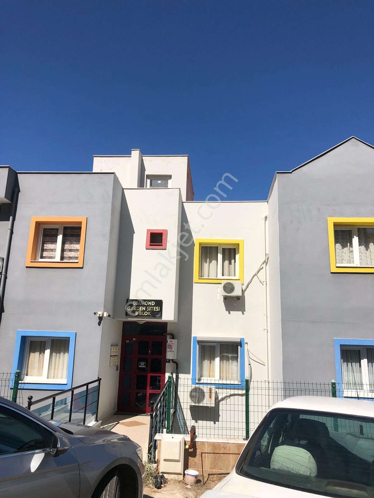 Kuşadası İkiçeşmelik Satılık Daire  KUŞADASI'N DA SATILIK 3+1 DENİZ MANZARALI DAİRE