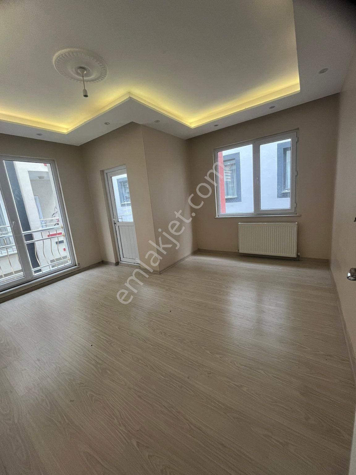 Arnavutköy İslambey Kiralık Daire Arnavutköy Merkeze Yürüme Mesafesinde Kiralık 2+1 Arakat Daire