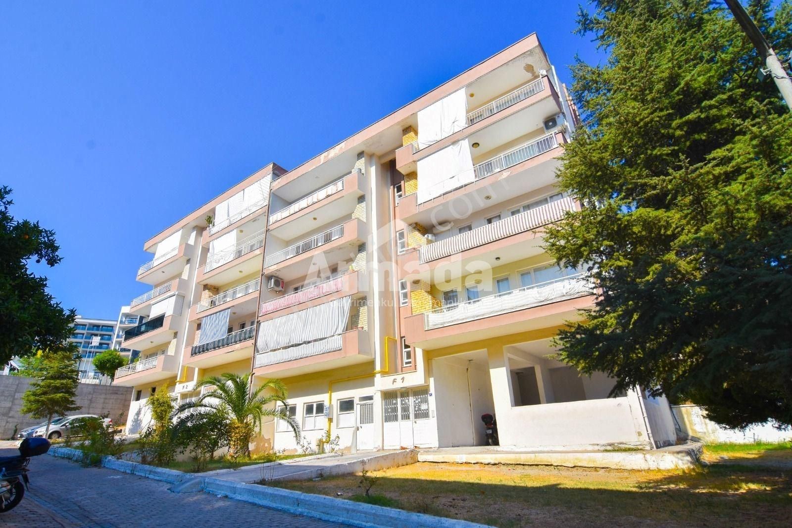 Kuşadası İkiçeşmelik Satılık Daire KUŞADASI İKİÇEŞMELİK MERKEZDE ARA KAT 3+1 DAİRE