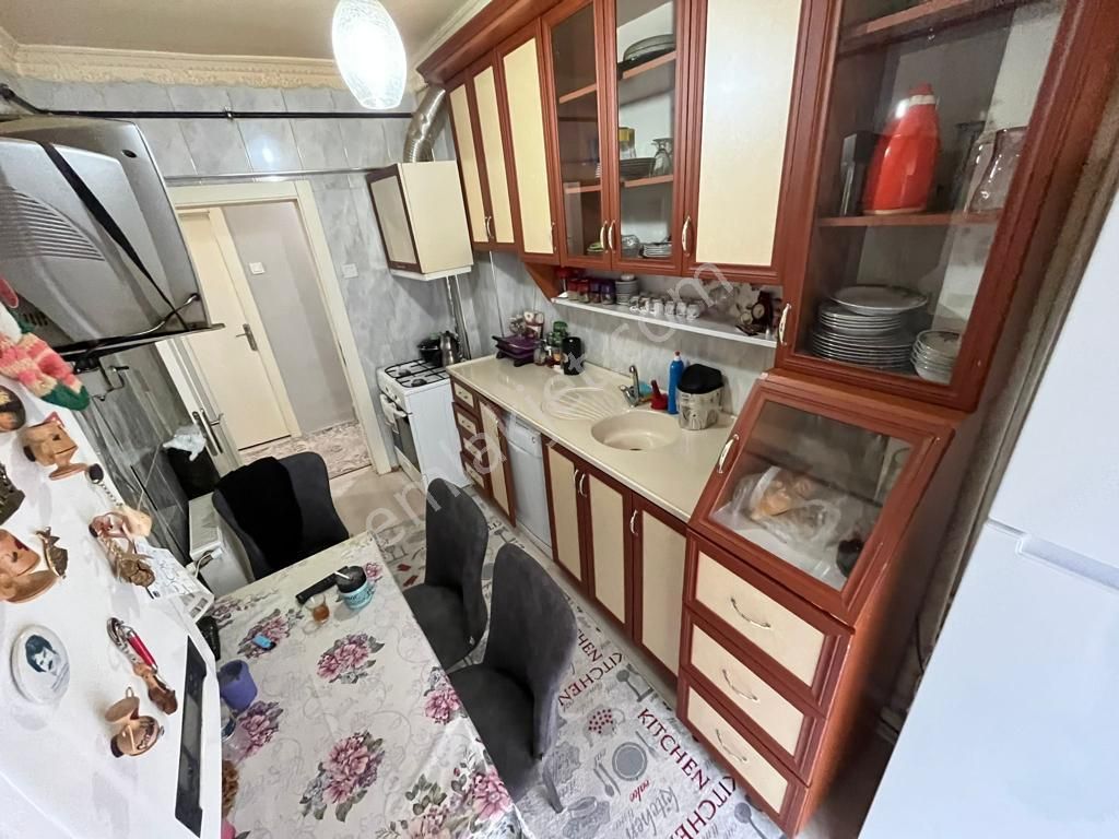 Sincan Mareşal Çakmak Satılık Daire SİNCAN EMLAKTAN MAREŞAL ÇAKMAK MAHALLESİNDE 3+1 BAĞIMSIZ MASRAFSIZ SATILIK  DAİRE 