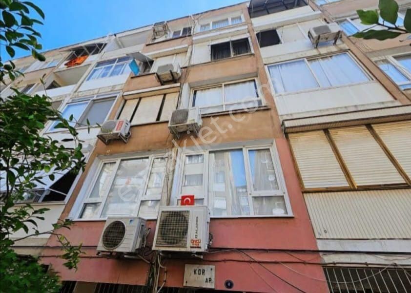 Bayraklı Bayraklı Satılık Daire BAYRAKLI SEVGİYOLU 3+1 D.GAZLI 100M²