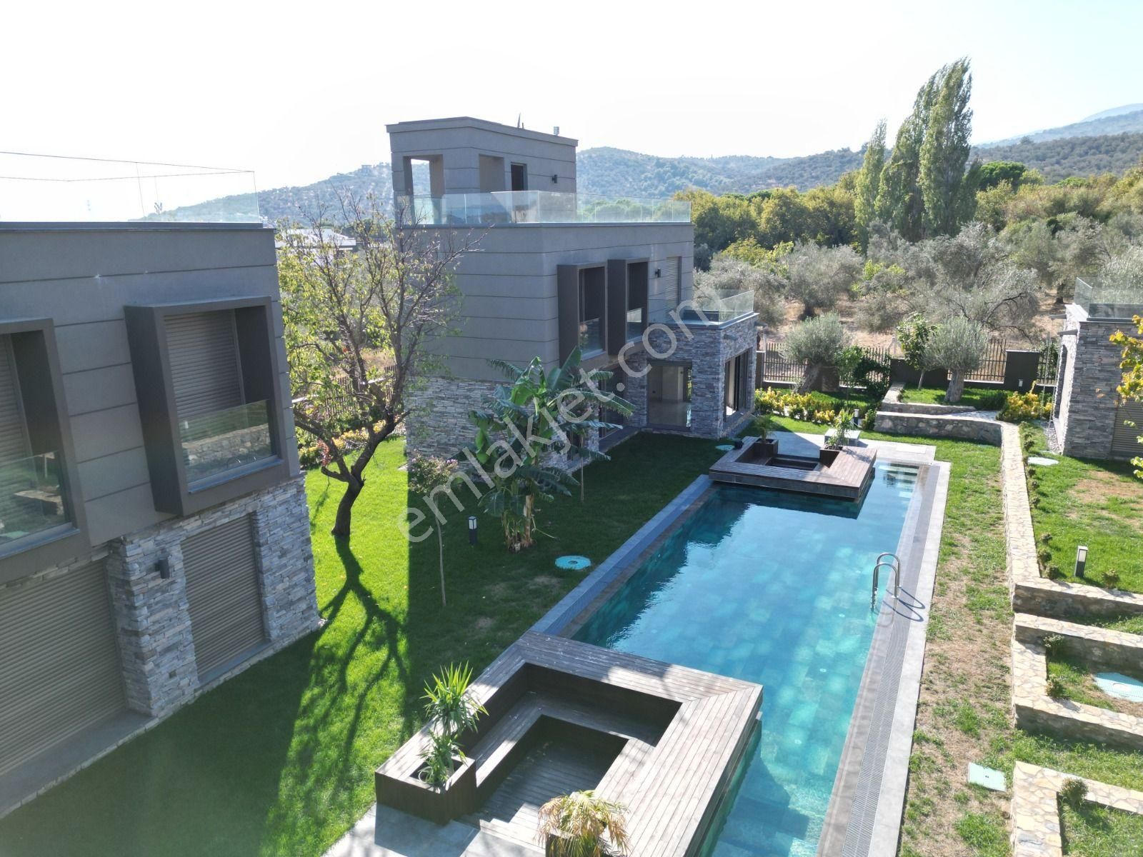 Sabri Pınarbaşı'dan Güre'de Eşsiz Mimarili Satılık Müstakil Villa - Görsel 2