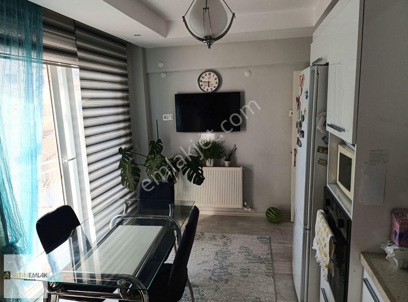 Karesi Yıldırım Kiralık Daire KARESİ MERKEZDE 2+1 EŞYALI KİRALIK LÜKS DAİRE