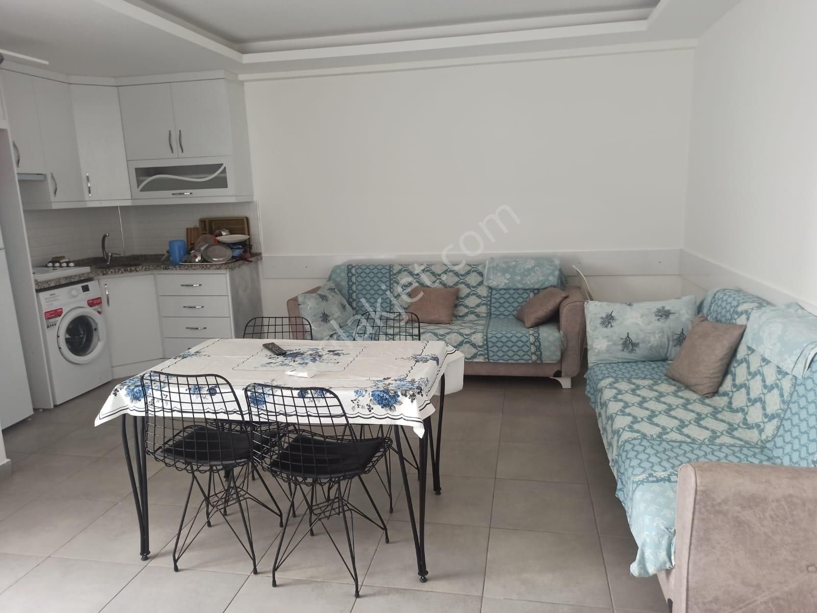 Silifke Atakent Kiralık Daire  Artı Değer Gayrimenkulden Susanoğlunda 1+1 Kiralık Daire