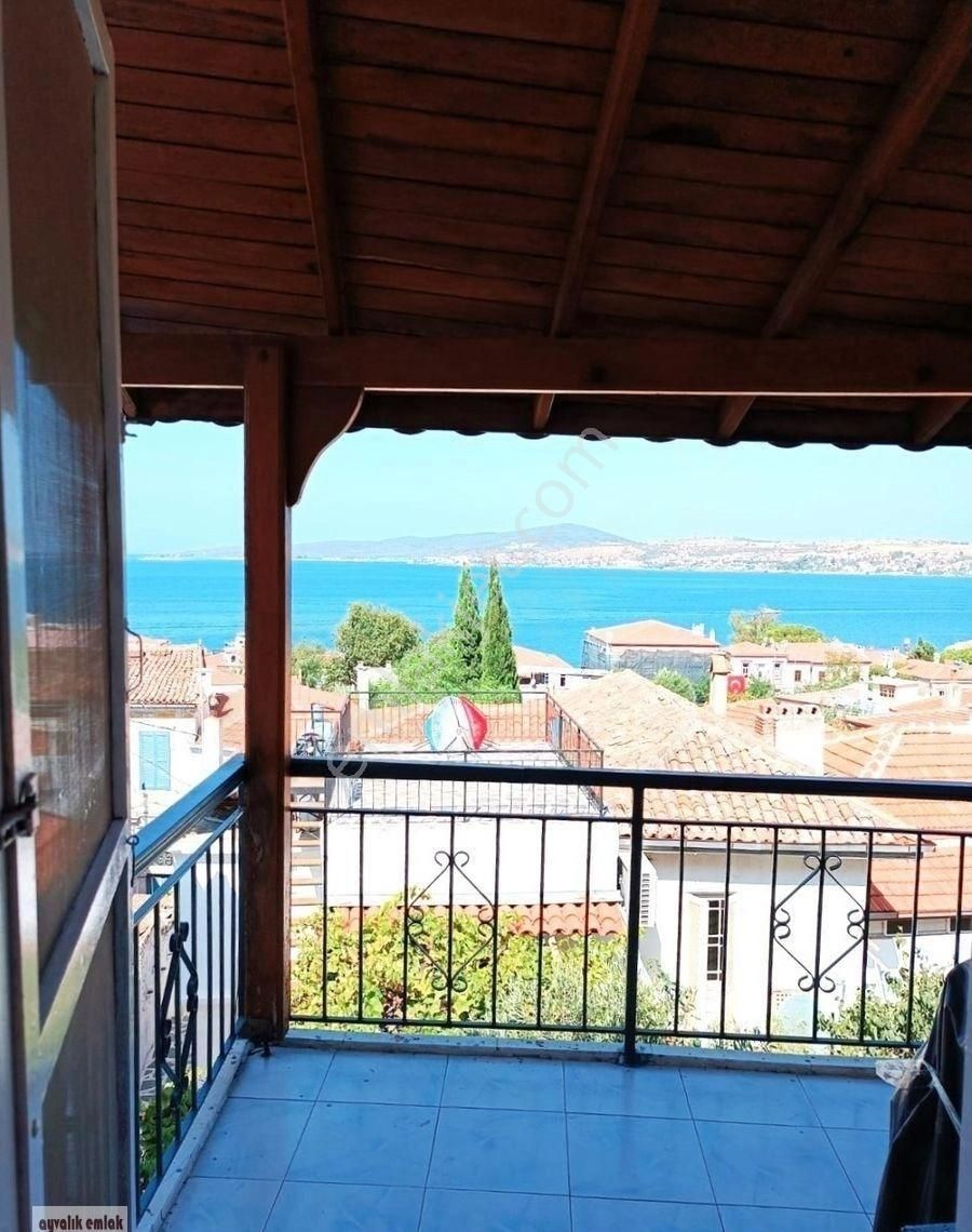 Sakarya Mahallesinde Kapanmaz Deniz Manzaralı Müstakil Ev - Görsel 12